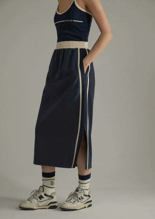 Elasticated Waist Slit Skirt